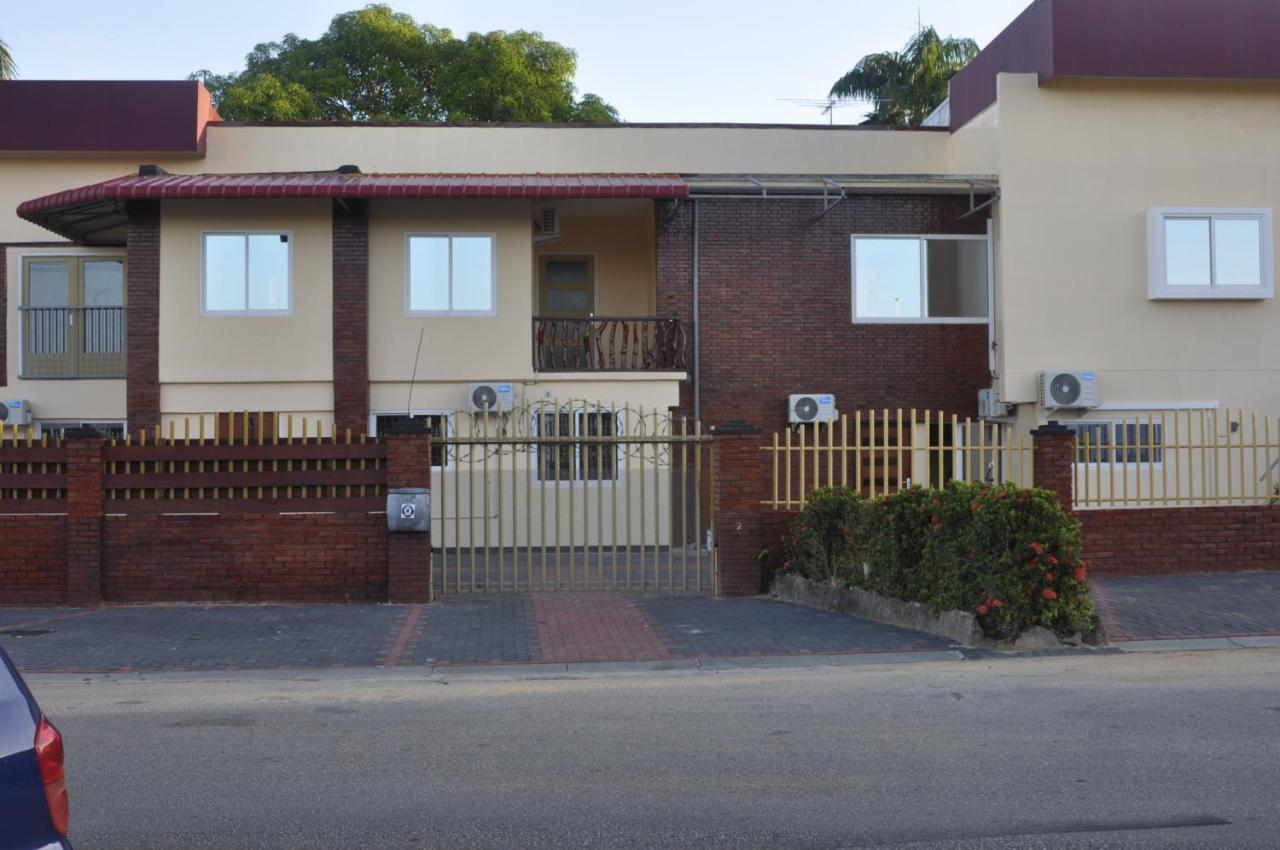 Riando appartement Royal Rainville Paramaribo Esterno foto